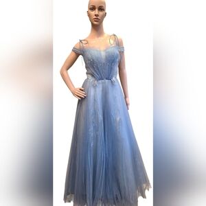 Elegant Blue Evening Gown